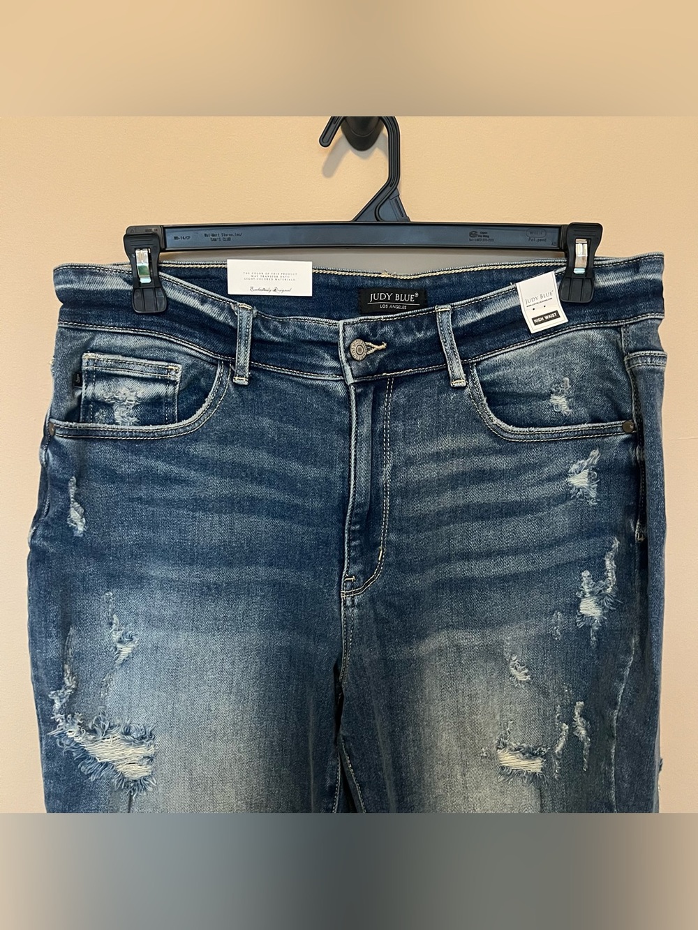 Judy Blue Distressed Cropped Boyfriend Jeans in Dark Blue Wash - Picture 3 of 7